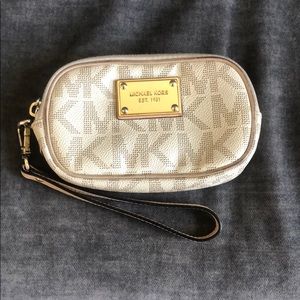 Michael Kors Wristlet